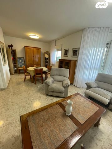 דירה, קרן היסוד, רוממה, חיפה