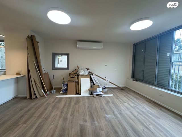 דירה, פועלים א, כפר סבא