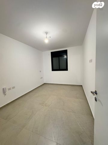 דירה, כרמי הנדיב, אחוזת רוטנר, קרית מלאכי