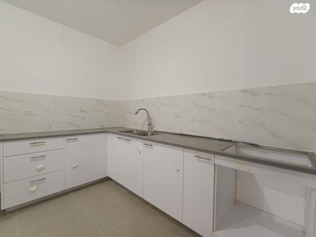 אברהם כחילה 