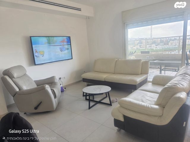 דירה, נחליאלי, גבעת אלונים, קרית אתא