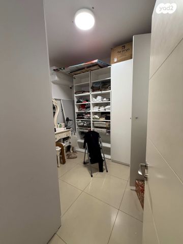 דירת גן, שושנת העמקים, רמת אמיר, קדימה צורן