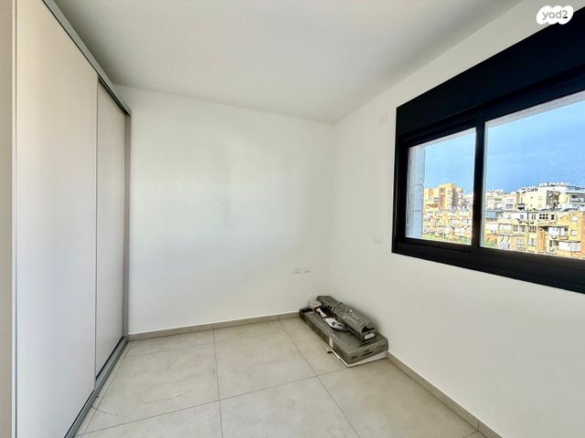 דירה, הרב הרצוג 6, צפון מערב מרכז העיר, נתניה