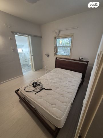 בית פרטי/ קוטג', אוסישקין, מרכז, הרצליה