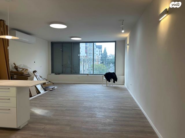 דירה, פועלים א, כפר סבא