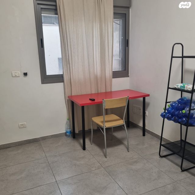 דירה, הרב יצחק ידידיה פרנקל 23, פלורנטין, תל אביב יפו