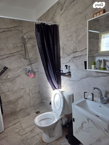 דירה, אליהו גולומב, קרית ים