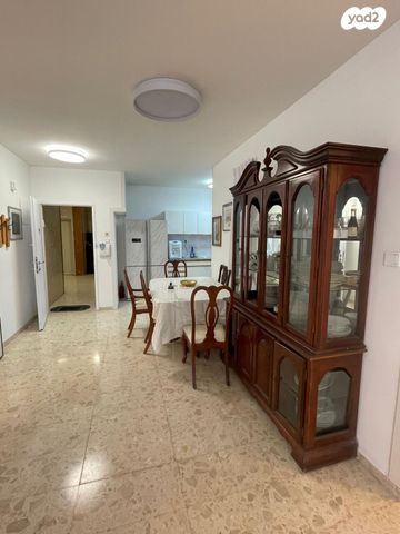 דירה, קרן היסוד, רוממה, חיפה