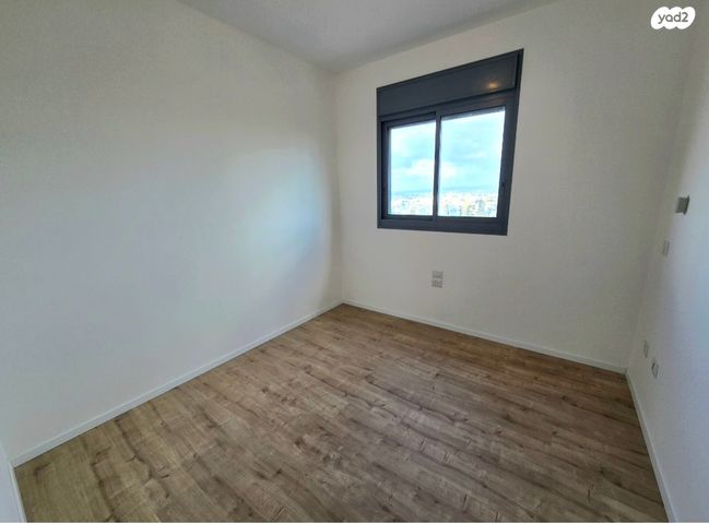 דירה, שדרות בן אב"י 6, נוף הטיילת, נתניה