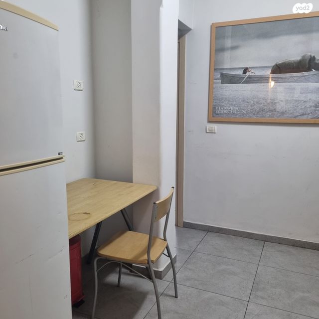 דירה, הרב יצחק ידידיה פרנקל 23, פלורנטין, תל אביב יפו