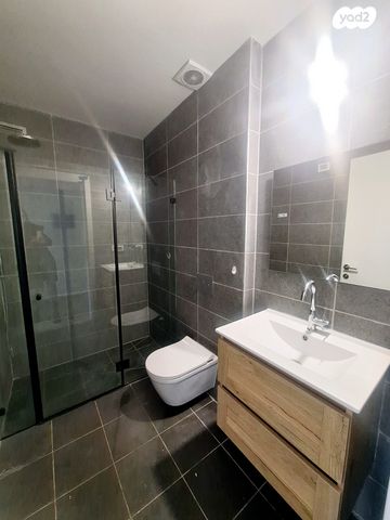 דירה, ויסוצקי 8, הצפון החדש - כיכר המדינה, תל אביב יפו