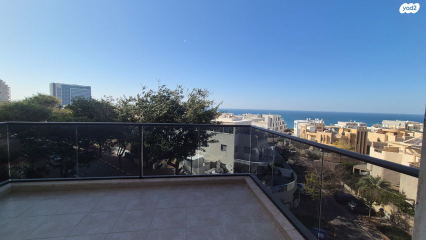 דירה, פייר קניג 9, נוף הטיילת, נתניה