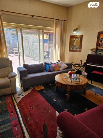 בית פרטי/ קוטג', תאנה, אורה, אורה