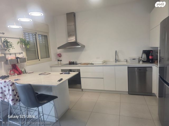 דירה, נחליאלי, גבעת אלונים, קרית אתא