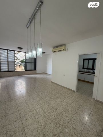 דירה, מנדלי מוכר ספרים 10, אגרובנק, חולון