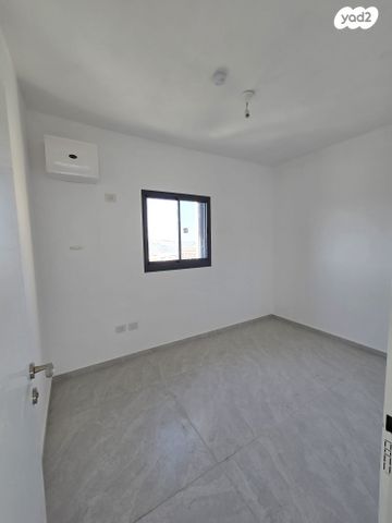 דירה, שדרות ש"י עגנון, גבעת הורדים, רסקו, ירושלים