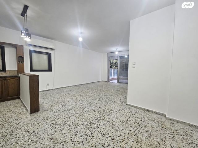 דירה, רוטשילד 7, פועלים ד, כפר סבא