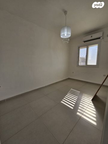 דירה, שדרות ההסתדרות, קרית ים ג', קרית ים