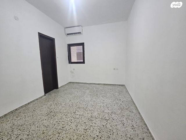 דירה, רוטשילד 7, פועלים ד, כפר סבא