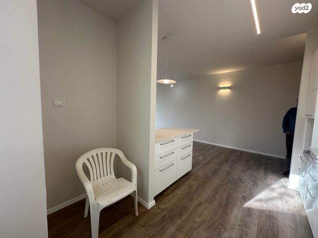 דירה, פועלים א, כפר סבא