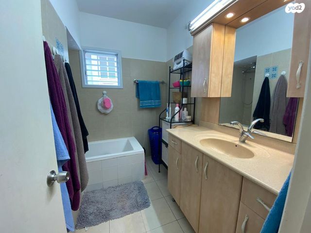 דירה, ז'בוטינסקי, רמז, מערב ותיק, ראשון לציון