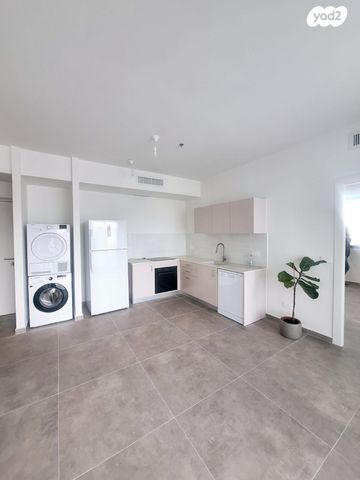 דירה, ויסוצקי 8, הצפון החדש - כיכר המדינה, תל אביב יפו