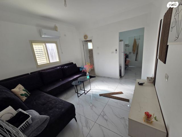 דירה, אליהו גולומב, קרית ים