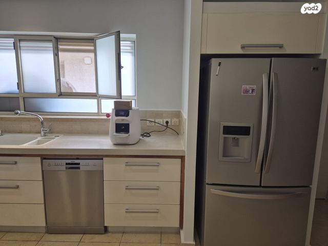 בית פרטי/ קוטג', אוסישקין, מרכז, הרצליה