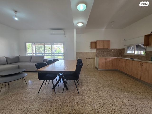 דירה, החקלאים, כפר ביאליק, כפר ביאליק