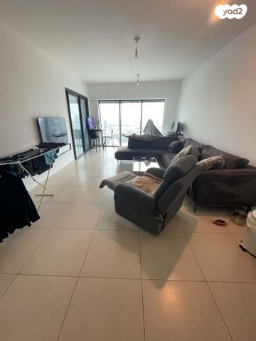 דירה, אריאל שרון 4, סיטי, גבעתיים