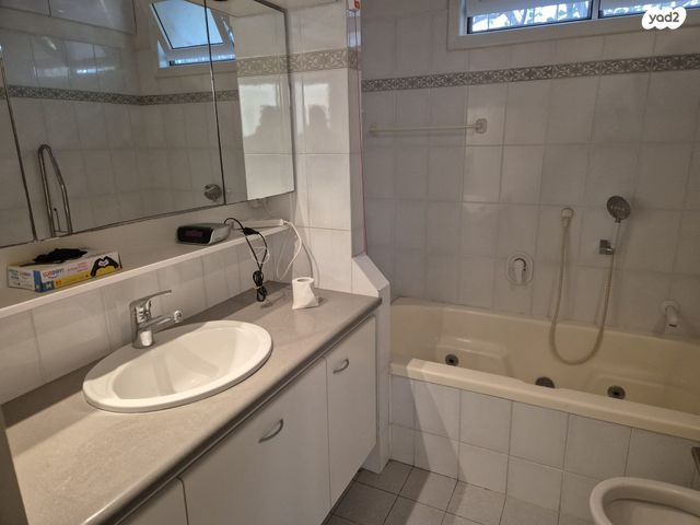 בית פרטי/ קוטג', אוסישקין, מרכז, הרצליה