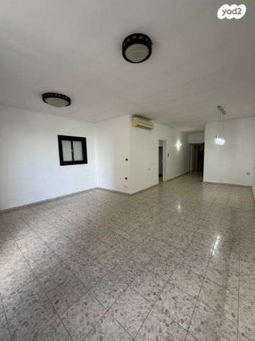 דירה, מנדלי מוכר ספרים 10, אגרובנק, חולון