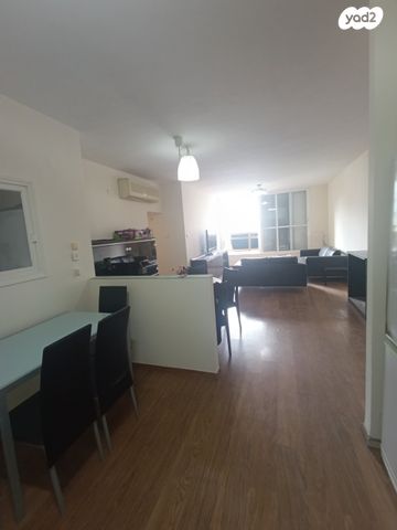 דירה, קליי, הצפון החדש - כיכר המדינה, תל אביב יפו