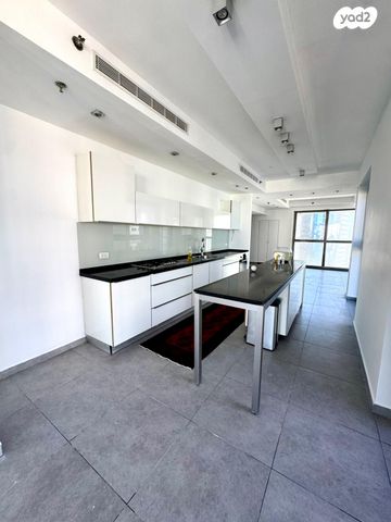 דירה, הרי הגלעד, בורסה, רמת גן