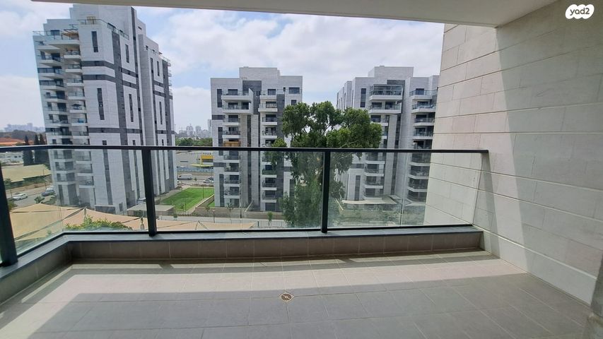 דירה, החילות, נרקיסים, ראשון לציון