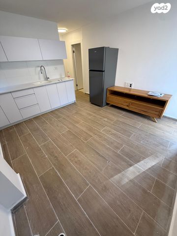 דירת גן, רוטשילד עצמאות, בת ים