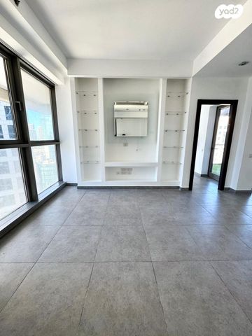 דירה, הרי הגלעד, בורסה, רמת גן