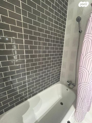 דירה, קרן היסוד, רוממה, חיפה