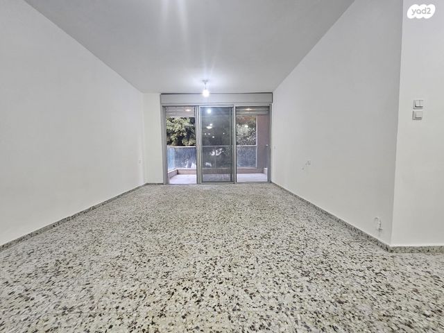 דירה, רוטשילד 7, פועלים ד, כפר סבא