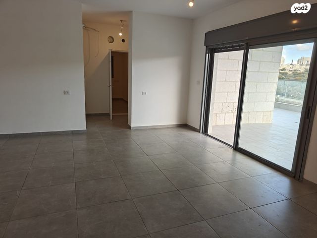 דירת גן, נהר הירדן, רמת נבון . הר כרמי, כרמיאל