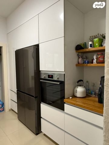 דירת גן, שושנת העמקים, רמת אמיר, קדימה צורן