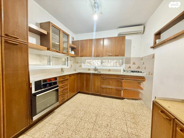 דירת גן, נאות אפקה ב', תל אביב יפו