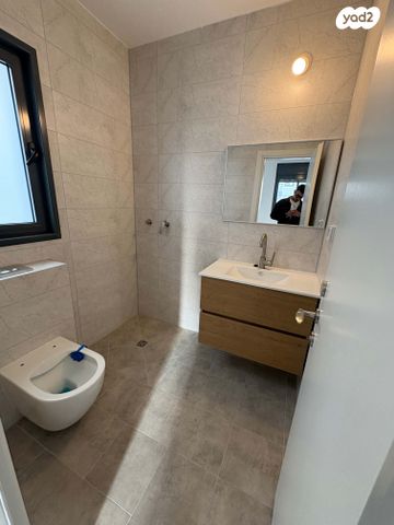 דירה, הגפן, קרית מלאכי