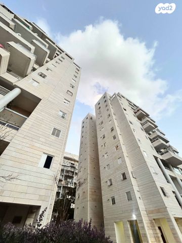 דירה, ריב"ל, נאות שקמה, ראשון לציון