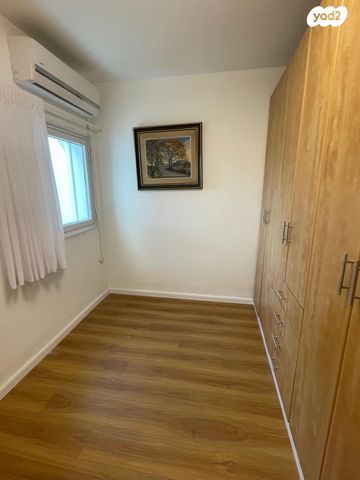 דירה, קרן היסוד, רוממה, חיפה