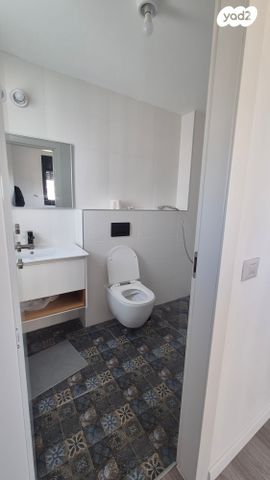 דירה, אמנון ליפקין שחק, נוף הטיילת, נתניה