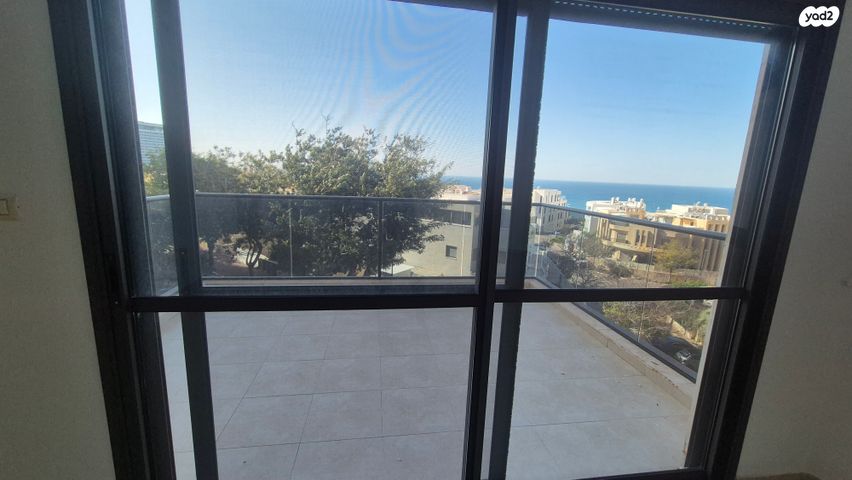 דירה, פייר קניג 9, נוף הטיילת, נתניה