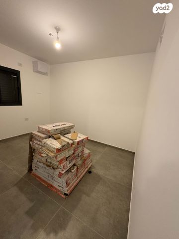 דירה, הגפן, קרית מלאכי