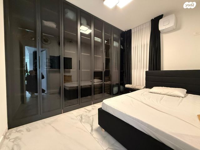 סאבלט, דרך בן גוריון 45, רוטשילד עצמאות, בת ים