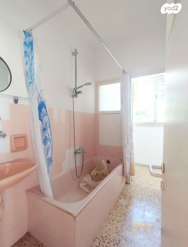 דירה, טרכטנברג, אברמוביץ', ראשון לציון